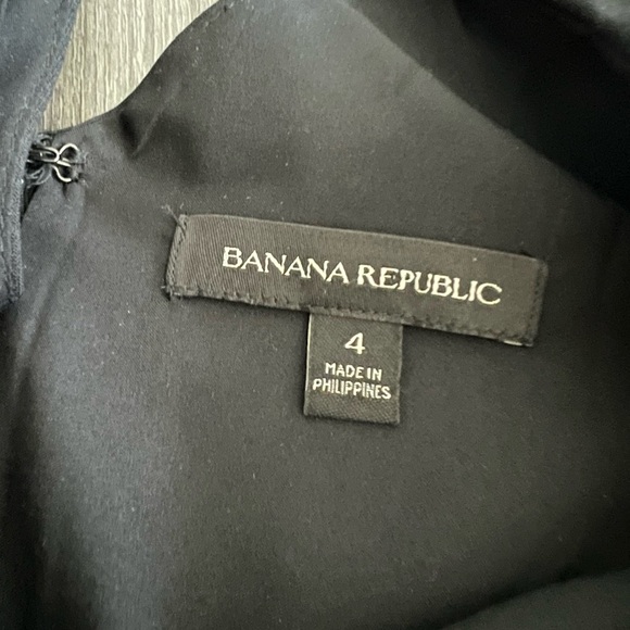 Banana Republic Sheath Dress - Picture 4 of 5